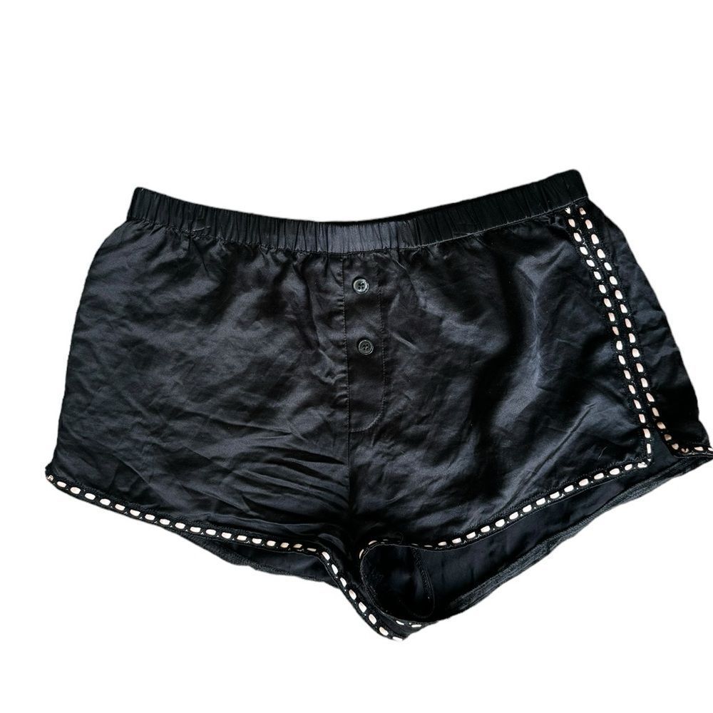 Morgan Lane Heart-Pocket Silk-Blend Sleep Shorts In Black S